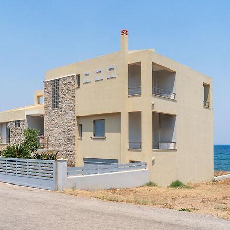 Spacious Beachfront Maisonettes With Stunning Views & A Private Beach Monemvasía المظهر الخارجي الصورة