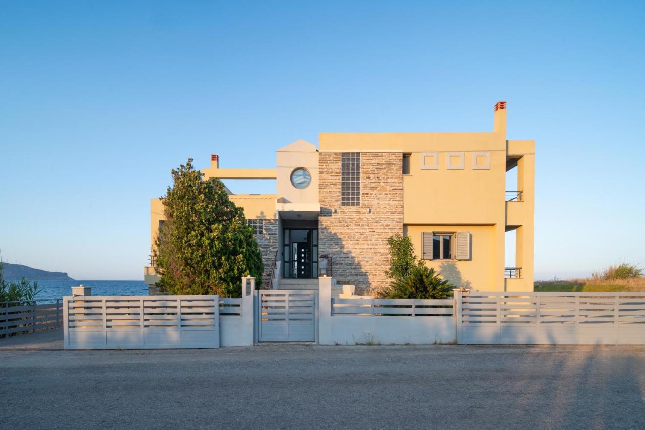 Spacious Beachfront Maisonettes With Stunning Views & A Private Beach Monemvasía المظهر الخارجي الصورة