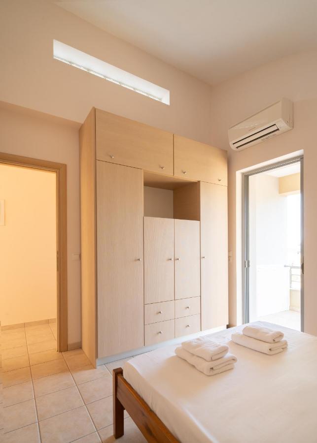 Spacious Beachfront Maisonettes With Stunning Views & A Private Beach Monemvasía المظهر الخارجي الصورة